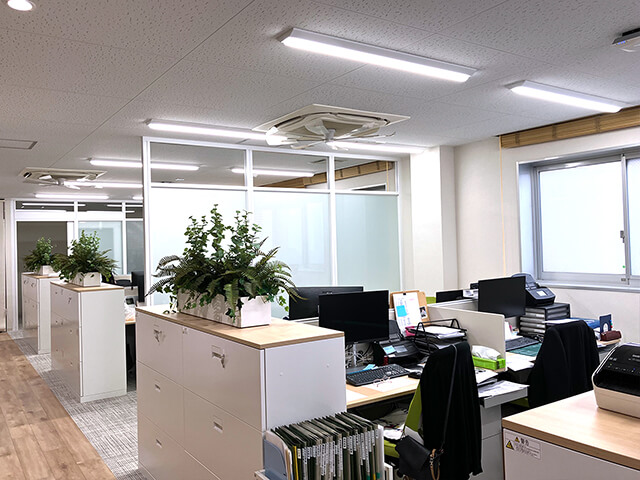 オフィス風景③